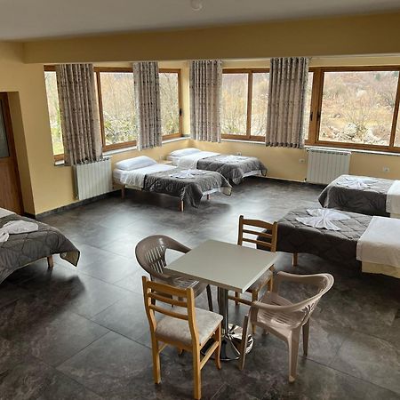 Bujtina Zici Hotel Theth Ngoại thất bức ảnh